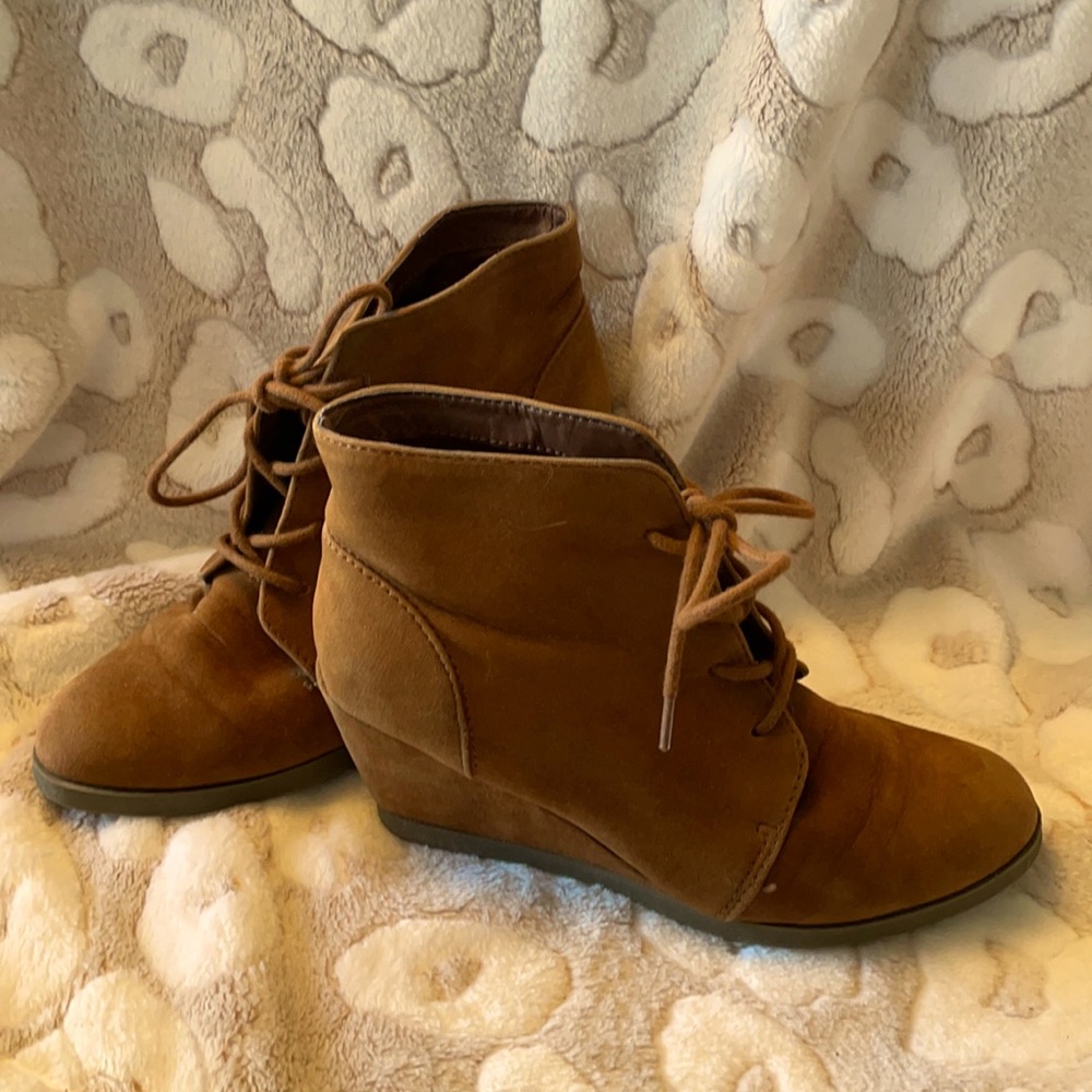 The perfect brown bootie